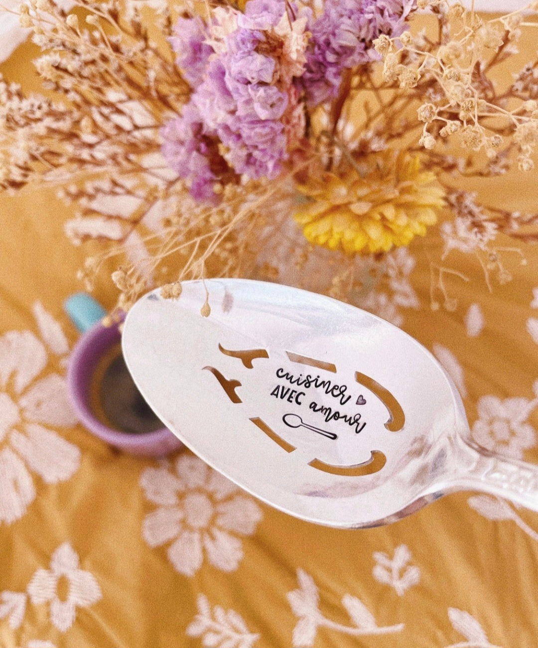 Cuillère à servir ajourée vintage "cuisiner avec amour"