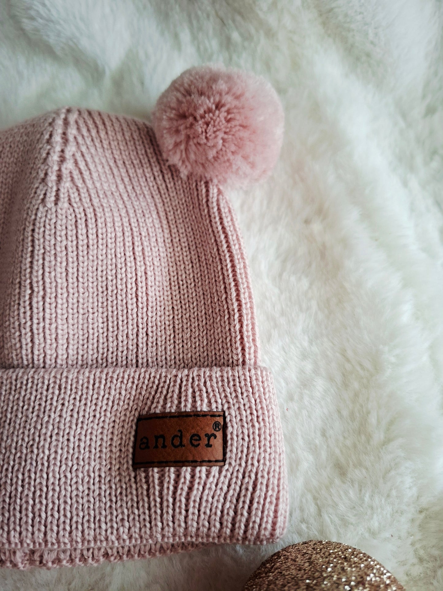 Bonnet tricoté Teddy en 100 % laine mérinos avec pompon, 2 coloris