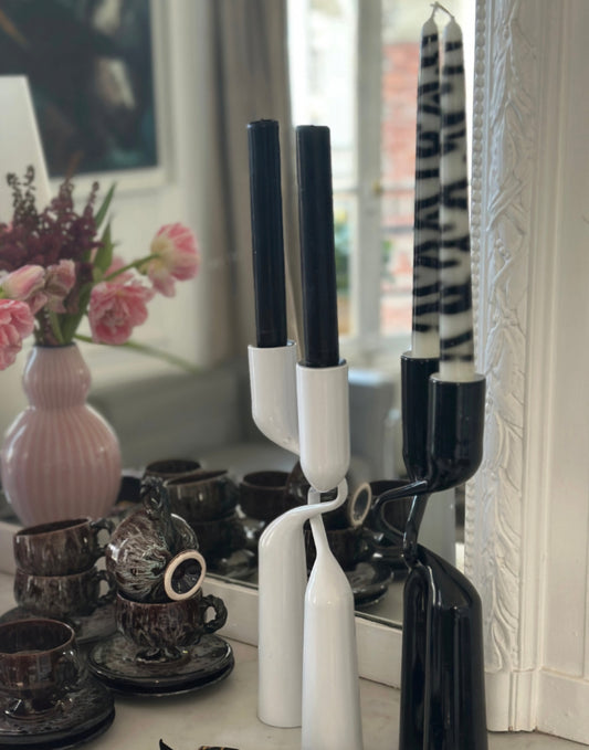 Les bougies BLACK & WHITE (x2)
