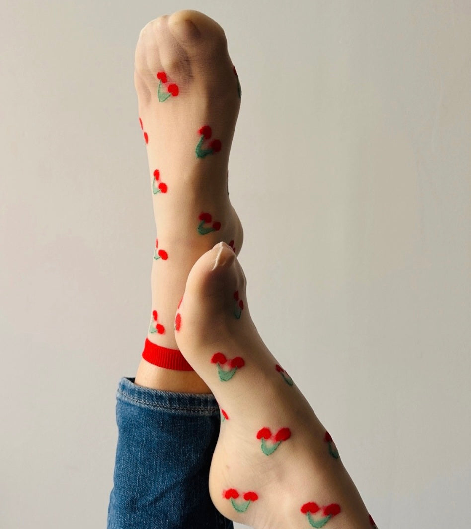 Chaussettes transparentes cerise