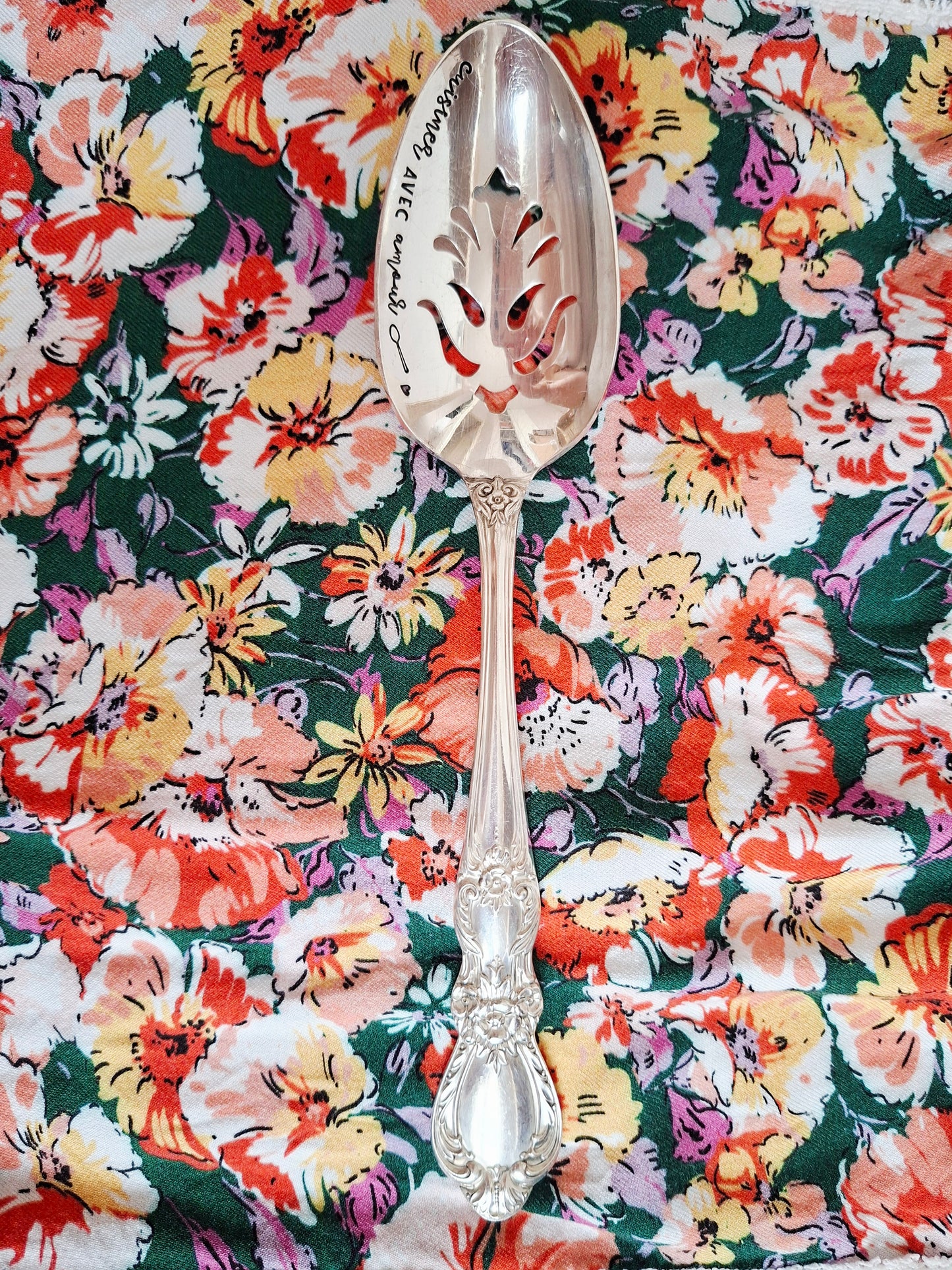 Cuillère à servir ajourée vintage "cuisiner avec amour"