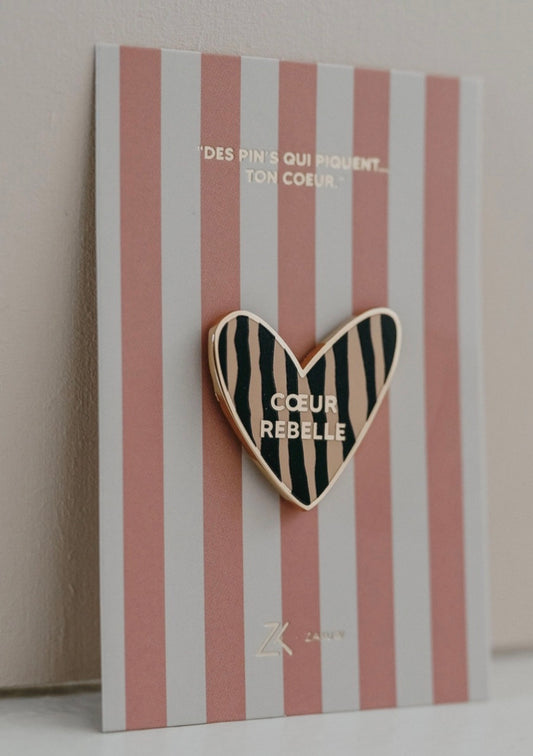 Pin's coeur - rebelle